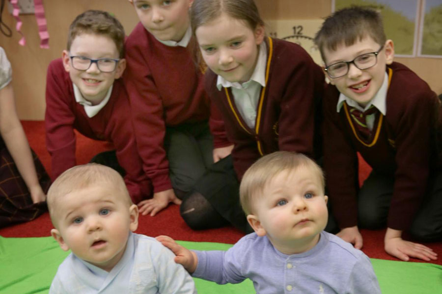 Tiny teachers have been visiting a primary school to help pupils with their feelings